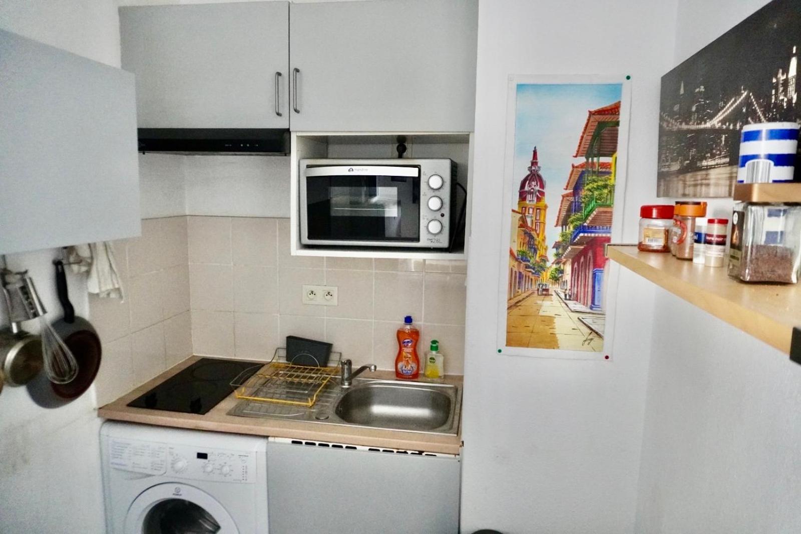 T2 Lumineux Et Piscine Apartment *